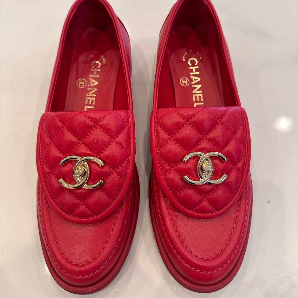 HOT PINK CHANEL LOAFERS SIZE 37 & 1/2